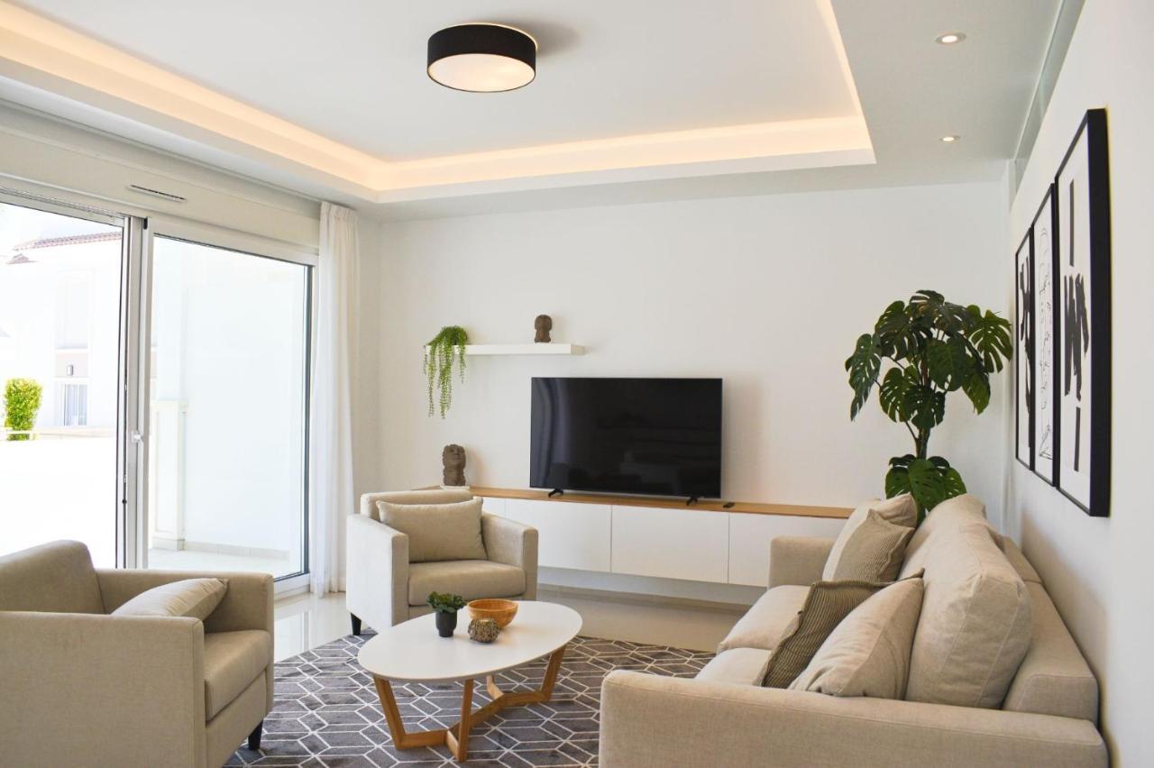 New Build Apartment On Beautiful Modern Complex Рохалес Екстериор снимка