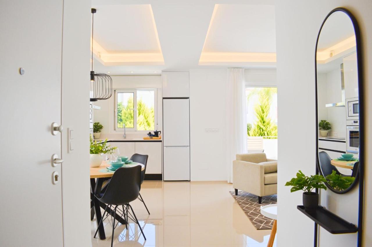 New Build Apartment On Beautiful Modern Complex Рохалес Екстериор снимка