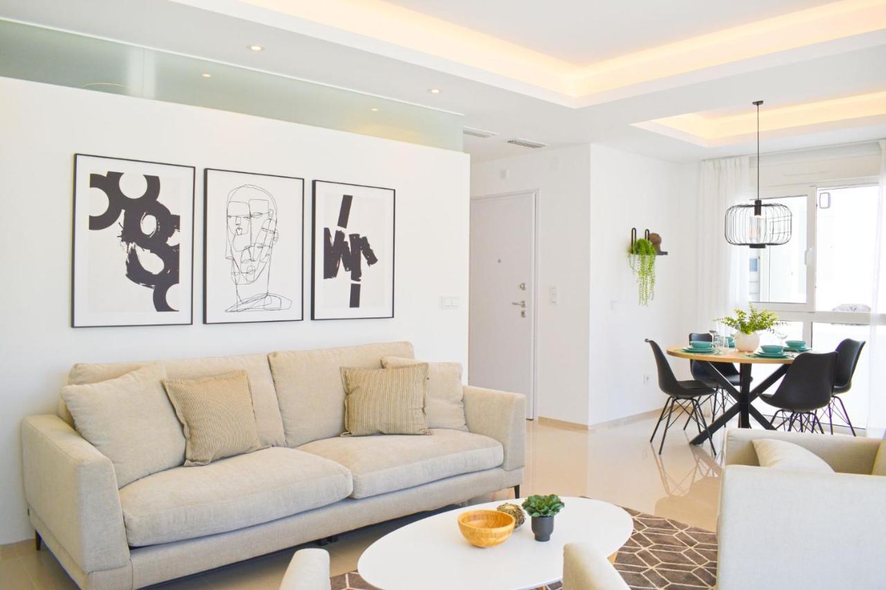 New Build Apartment On Beautiful Modern Complex Рохалес Екстериор снимка