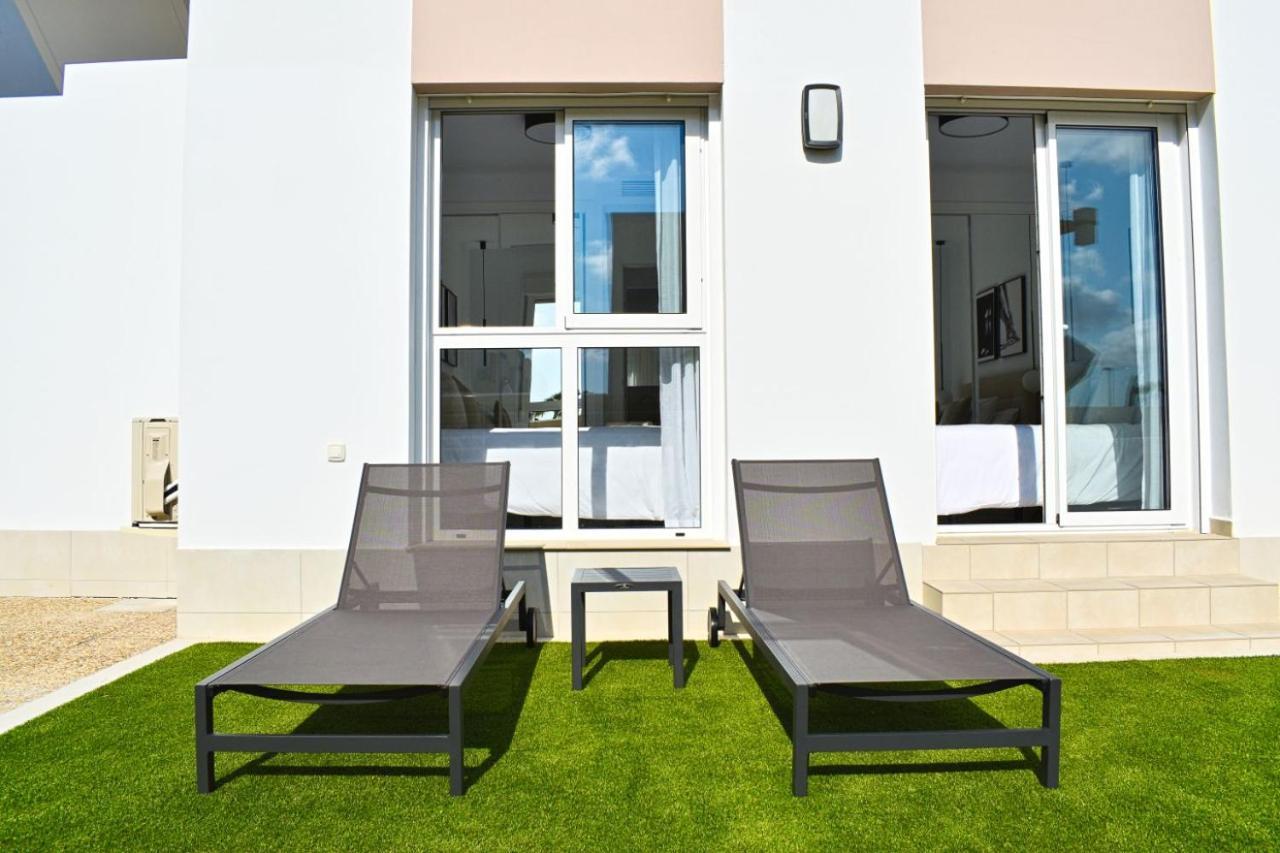 New Build Apartment On Beautiful Modern Complex Рохалес Екстериор снимка